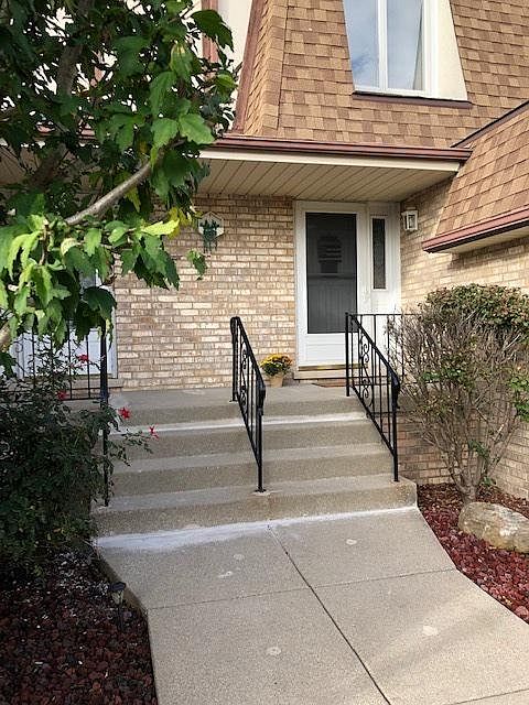 1st image of 15971 78th Ave