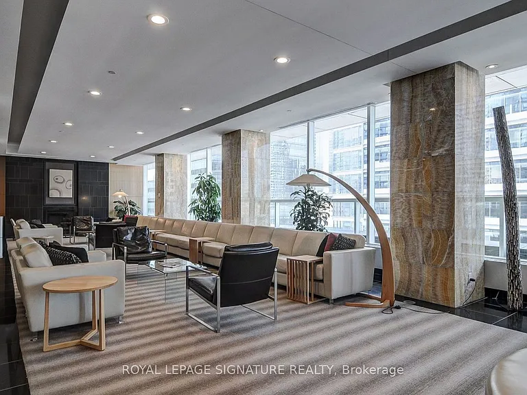 65 Bremner Blvd #1310 — Photo 24