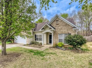 4075 Shadetree Dr, Winston Salem, NC 27107
