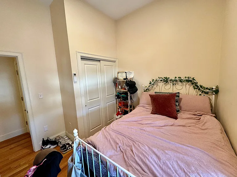 3 Edwin St #5 — Photo 6