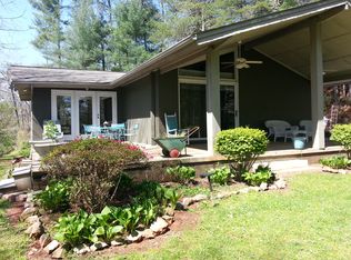 67 Riverwood Dr, Sylva, NC 28779