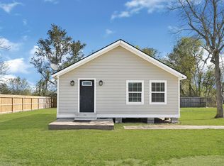 2113 Cemetery Rd, Santa Fe, TX 77517