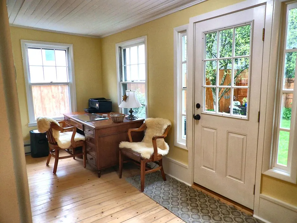 sun porch office