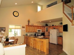 1047 Irving Rd, Eugene, OR 97404