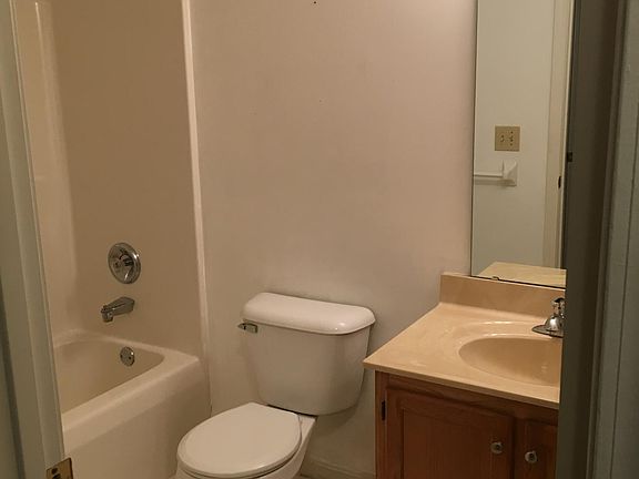 2nd image of 10701 Station Ln