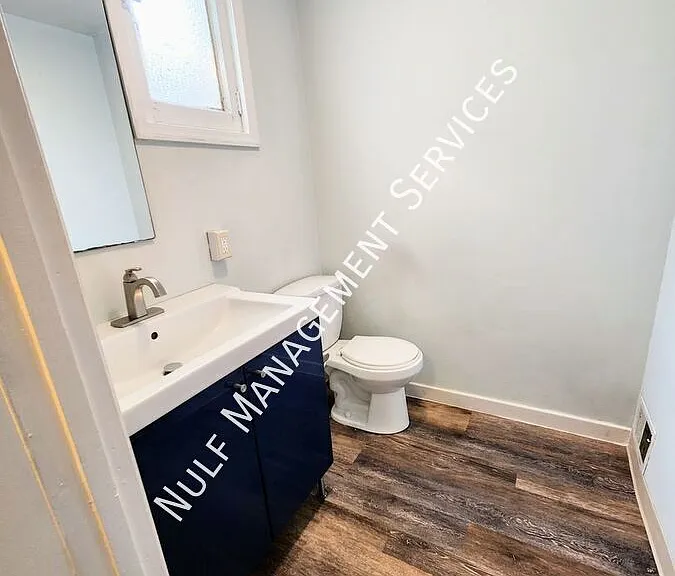 4933 Butler St #1 — Photo 4