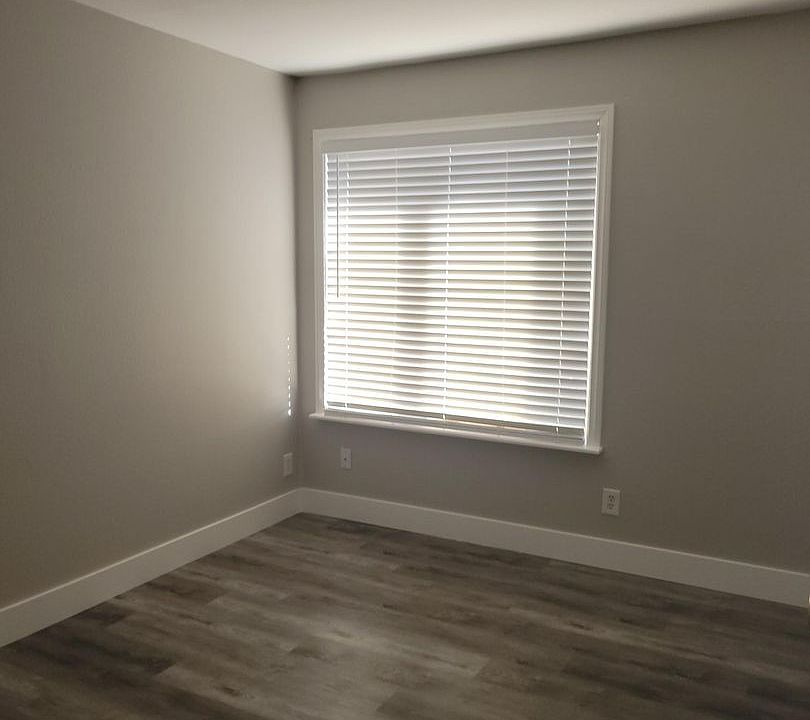 1st image of 1500 Hialeah Dr APT A