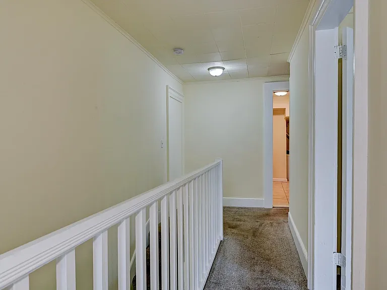 127 Main St #A — Photo 13