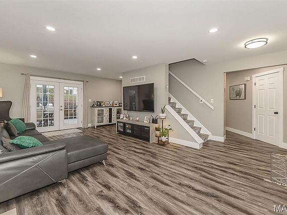 4th image of 1208 Flintshire Ln