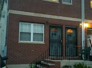 1397 Gipson St, Far Rockaway, NY 11691