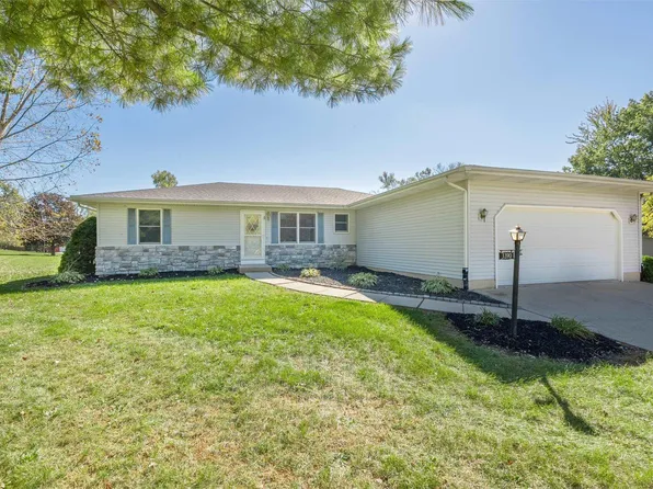 3390 N Old Farm Rd W, Warsaw, IN 46582
