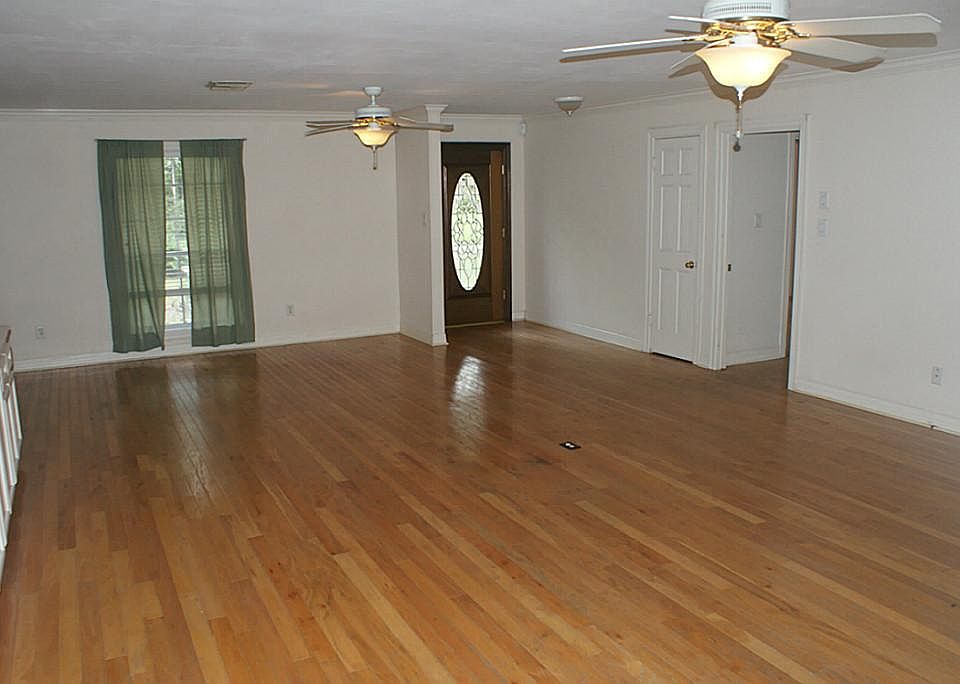 1st image of 1419 Hamlin Valley Dr