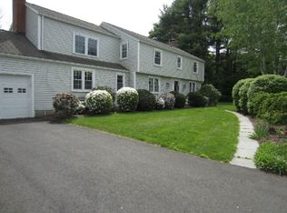 181 Farms Village Rd, West Simsbury, CT 06092