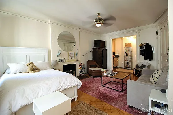 Rented by City Connections Realty | media 41