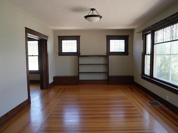 3rd image of 1010 Kearney St
