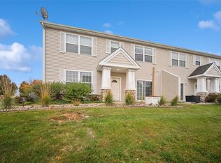 1023 NE Greenview Dr, Ankeny, IA 50021