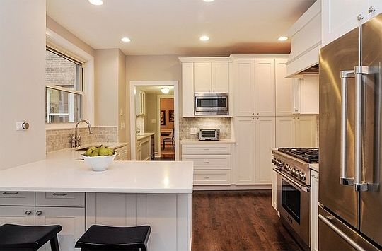 4th image of 3500 N Lake Shore Dr APT 4B
