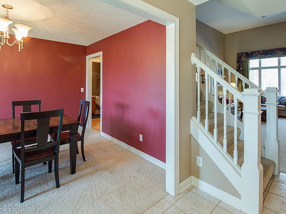 2nd image of 1568 Sanborn Dr