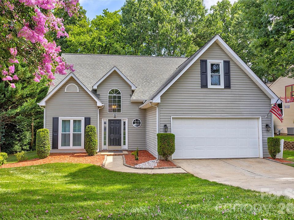 1st image of 3688 Lake Spring Ave NW