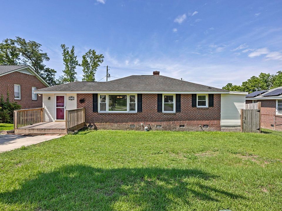 1st image of 3714 Hydrangea St