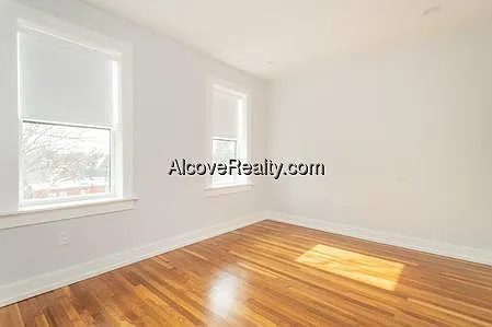 Forest St — Photo 9