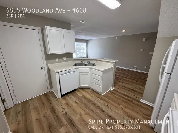 6855 Woodland Ave Unit 608, West Des Moines, IA 50266