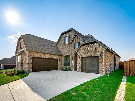 3rd image of 934 Colby Bluff Dr