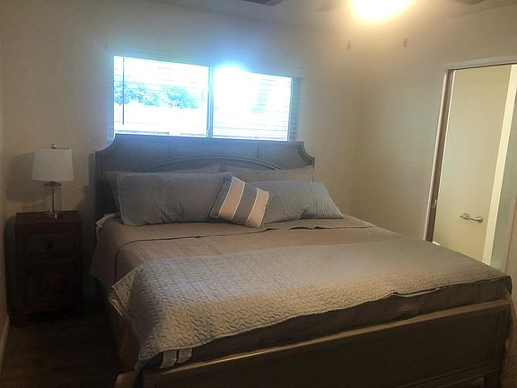 4th image of 3913 Whillsdale Ct