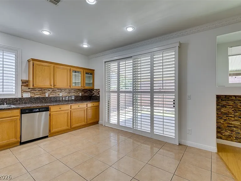 10513 Shanna Trellis Ave — Photo 18