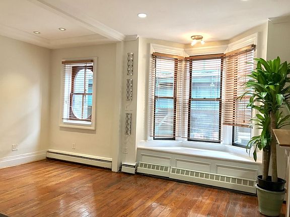 4th image of 4469 23rd St #3