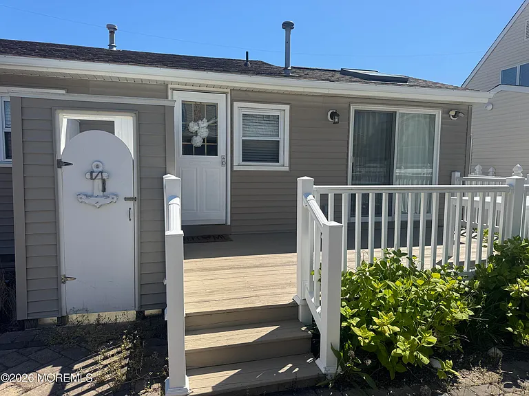 128 San Fernando Dr — Photo 14