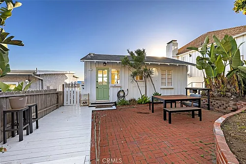 2746 S Coast Hwy Photo 1