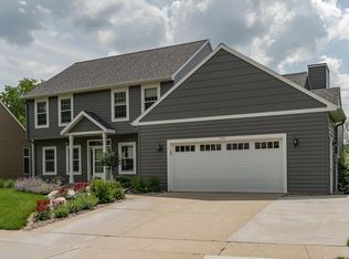 2916 Stonegate Ct SW, Rochester, MN 55902