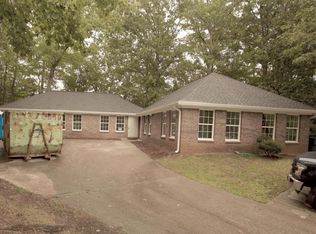 772 Farm Creek Rd NE, Woodstock, GA 30188