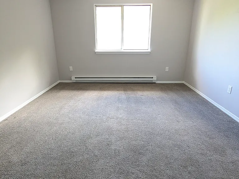 76 Sherman Ave #9 — Photo 6