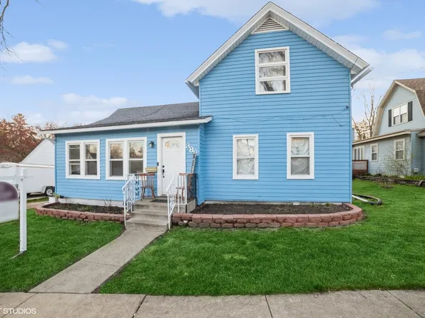 382 Silver St, Elgin, IL 60123