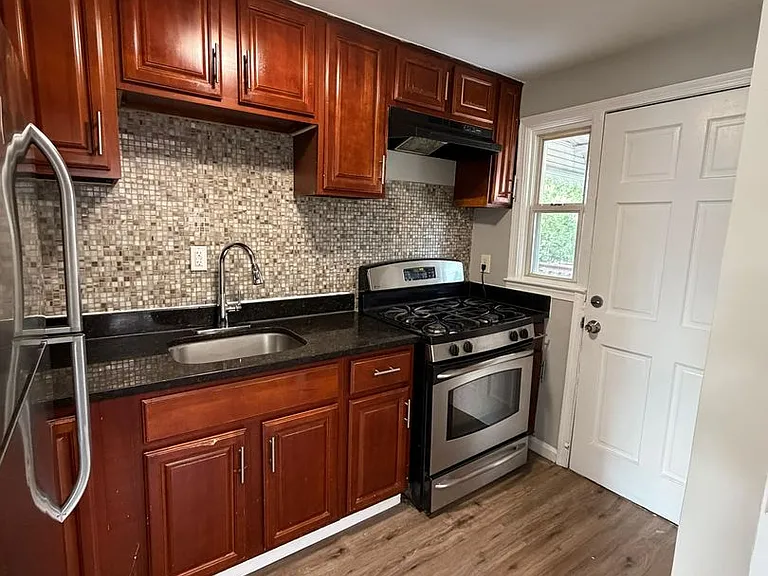 7863 Saint Fabian Ln — Photo 6