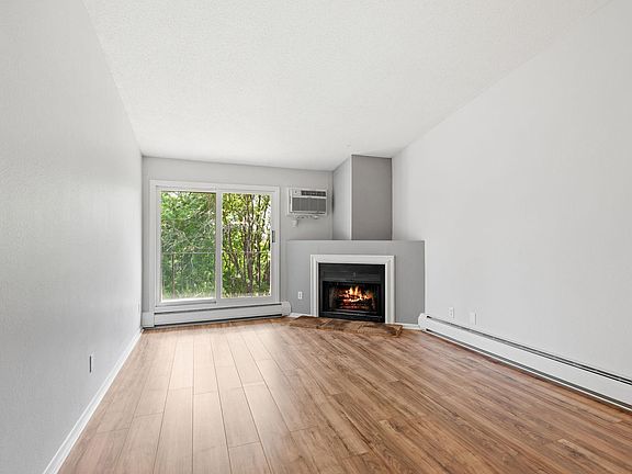 5th image of 3425 Golfview Dr APT 308