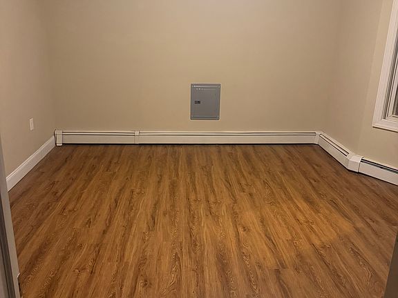 5th image of 106 S Pine Ave