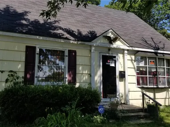 1072 Betty Dr, Winston Salem, NC 27107