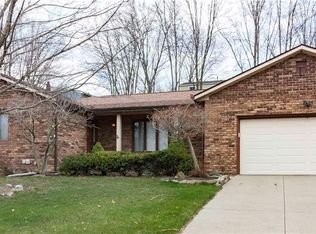 4583 Diplomat Dr, Stow, OH 44224
