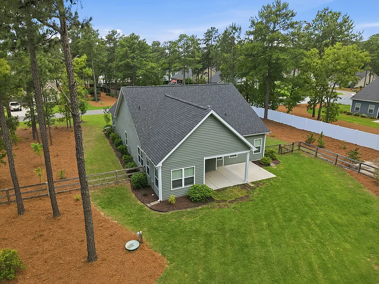 511 Pondpine Ln — Photo 20
