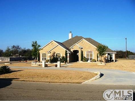 Great curb appeal!