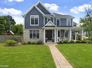 345 Lincoln St, Glenview, IL 60025