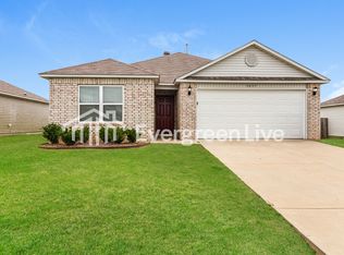 3057 Emerald Park Trl, Bauxite, AR 72011