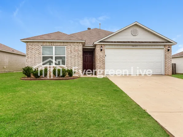 3057 Emerald Park Trl, Bauxite, AR 72011