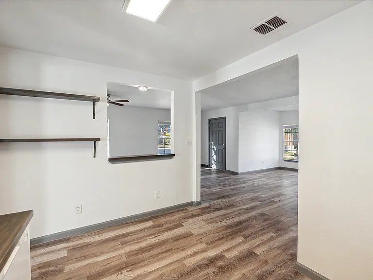 843 Zachry Dr — Photo 19
