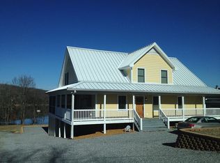 576 Carriage Cove Rd, Cadiz, KY 42211