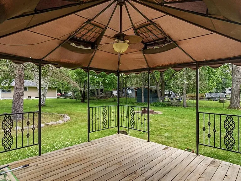 15524 Larch St NW — Photo 17