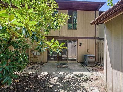 2nd image of 1040 Willow Green Dr